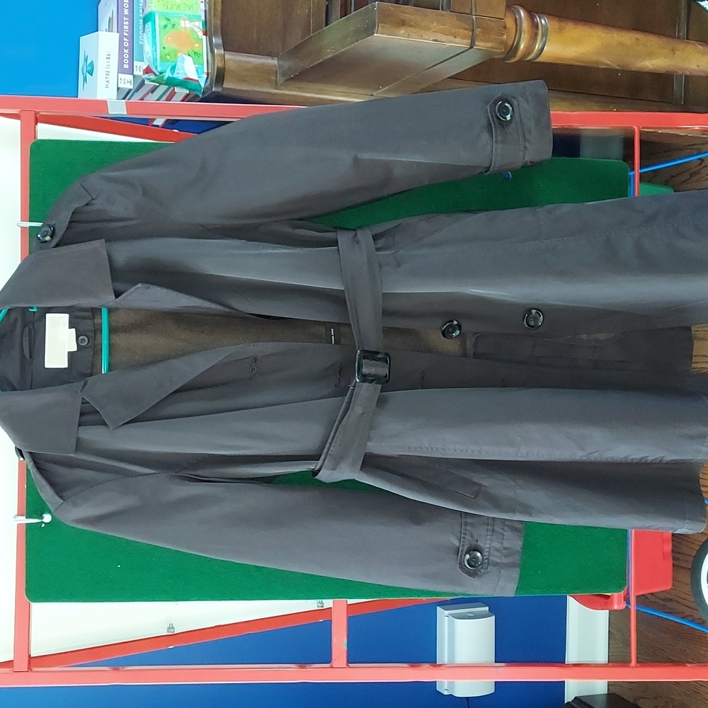 Brown belted trench coat, petite medium